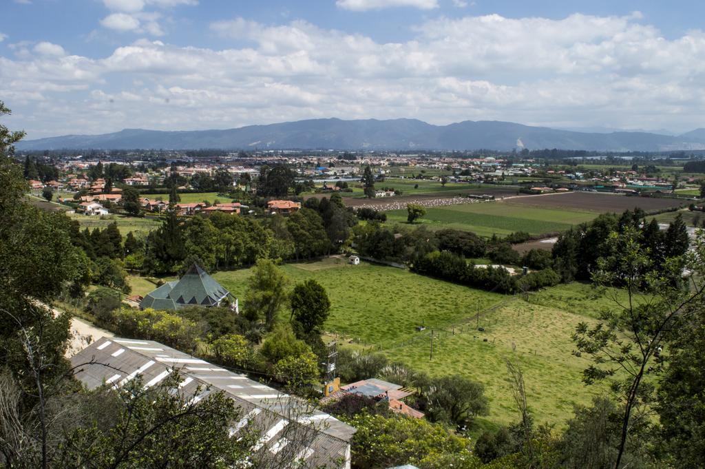 Hotel Rincon De La Montana Cota ภายนอก รูปภาพ